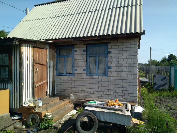 Дача 20 м² на участке 6 сот.