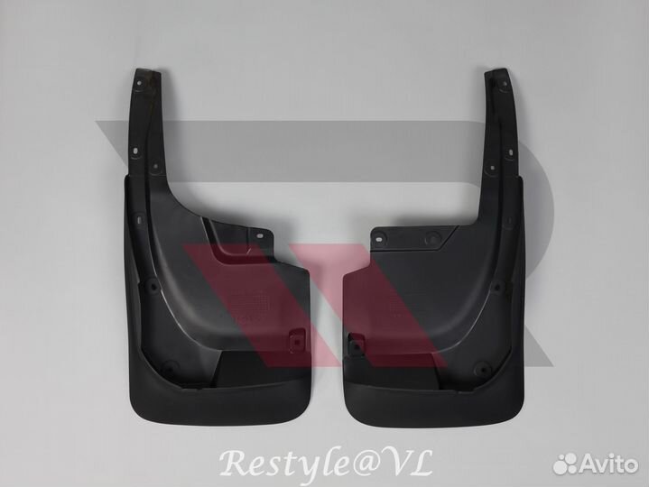 Брызговики Toyota Land Cruiser 200