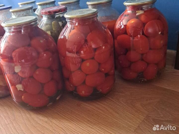 Фруктовое пюре, компоты, соленья и салаты на зиму