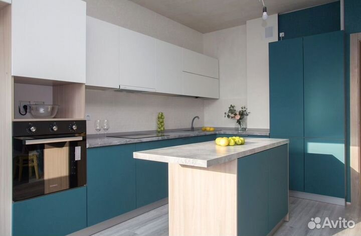 Кухонный гарнитур с островом