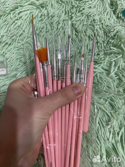 Фрезы для маникюра, кисточки и салфетки