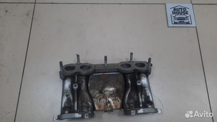 Коллектор впускной нижняя часть LADA 2111