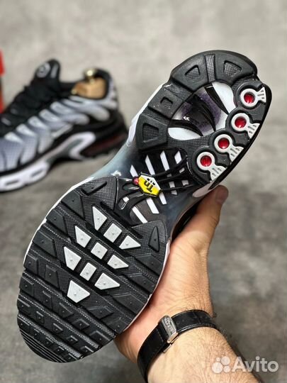 Кроссвоки Nike Air Max Tn Plus