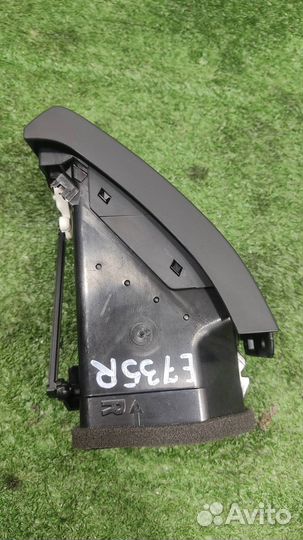 Дефлектор торпедо правый Land Rover Freelander 2