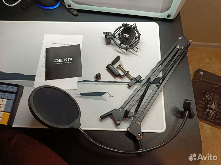 Микрофонная стойка(пантограф) dexp ST100