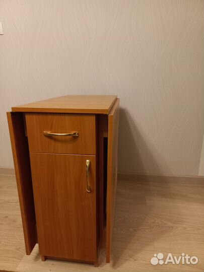 Стол книжка с ящиками