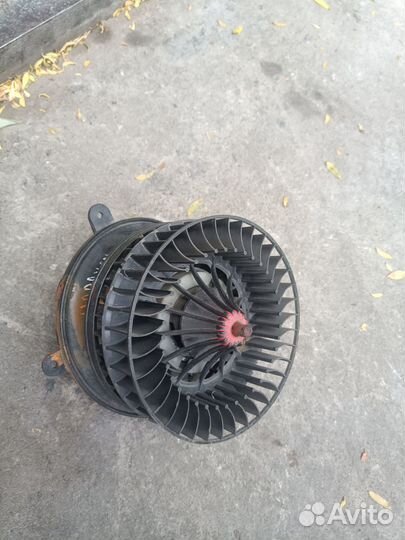 Моторчик печки Мерседес w202/1998