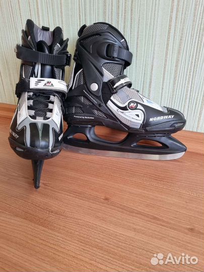 Коньки хоккейные