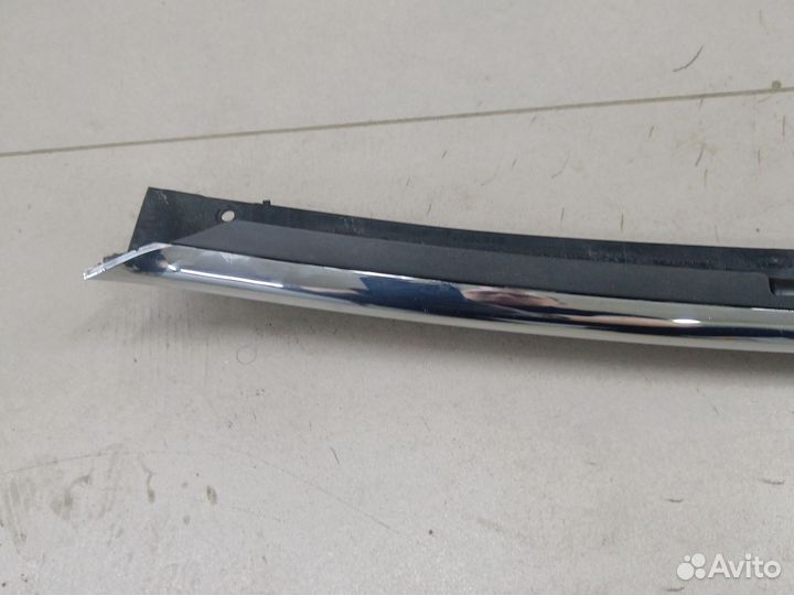 Хром решетки радиатора Mercedes V-Classe W447