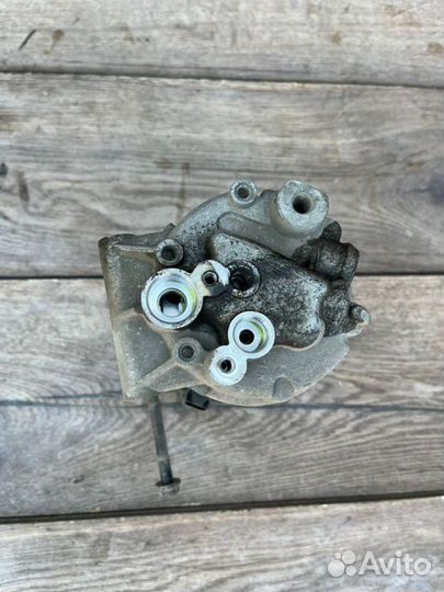 Компрессор кондиционера Renault Megane 2 1.4 2004