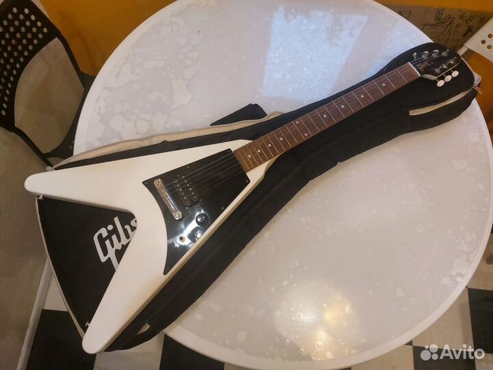 Электрогитара Gibson Flying V Melody Maker USA