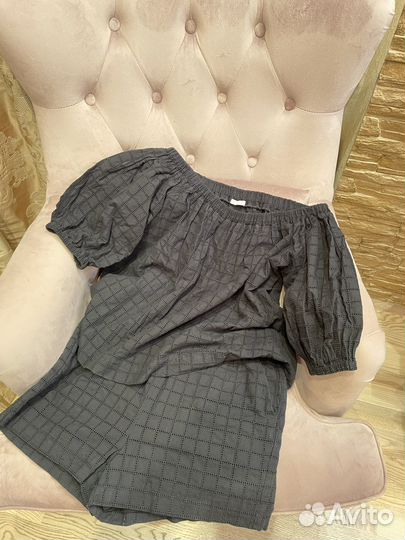Костюм женский с шортами