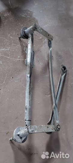 Трапеция дворников на Ford Fiesta