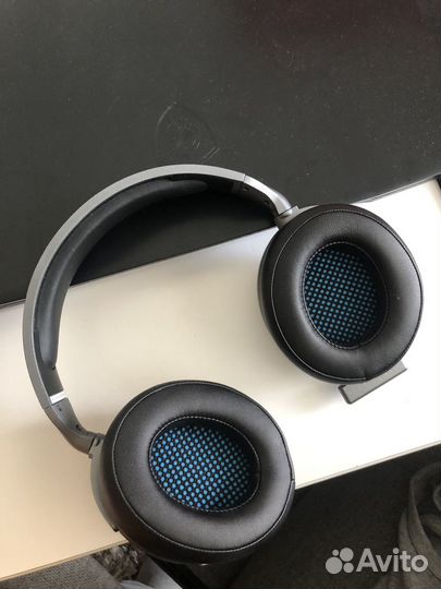 Беспроводные наушники thunderobot