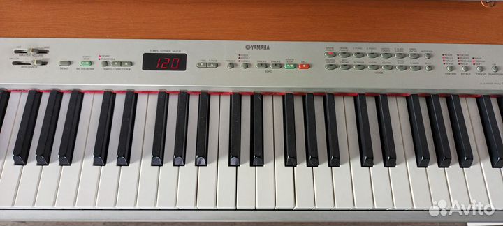 Yamaha p-120 цифровое пианино (Япония)