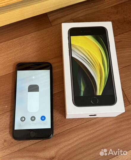 iPhone SE (2020), 128 ГБ