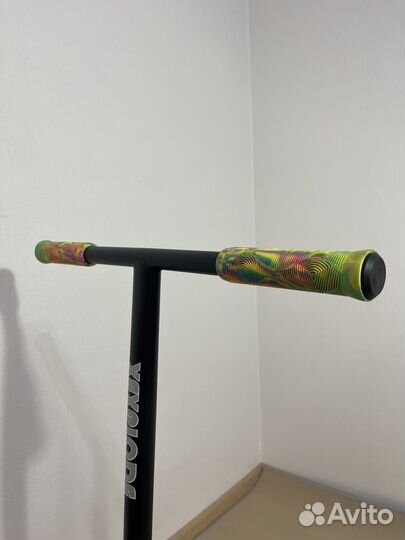 Самокат трюковой новый