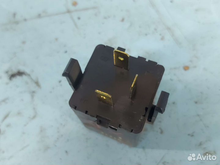 Реле поворотников Hyundai Elantra XD