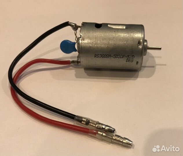 Коллекторный двигатель для машинки 1:16