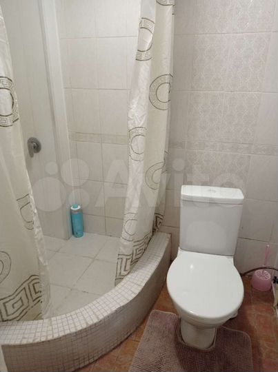 2-к. квартира, 70 м², 2/2 эт.