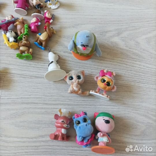 Игрушки из Киндер сюрприза пакетом