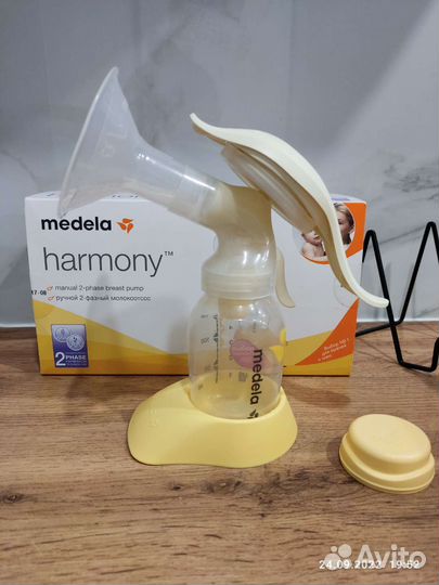 Молокоотсос medela ручной