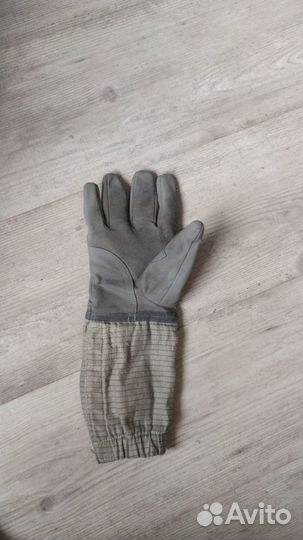 Перчатка для фехтования электрическая