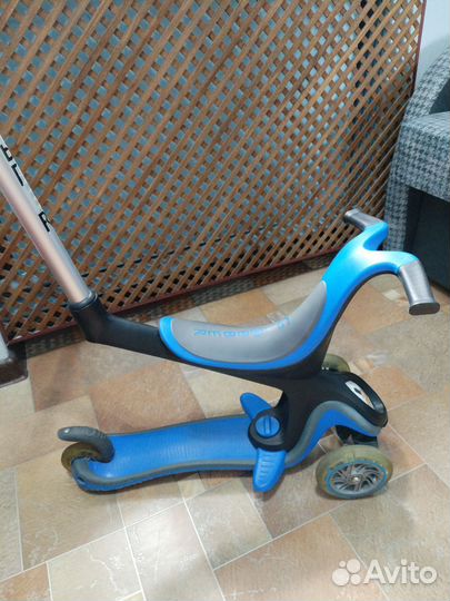 Детский самокат-беговел 3-колесный globber