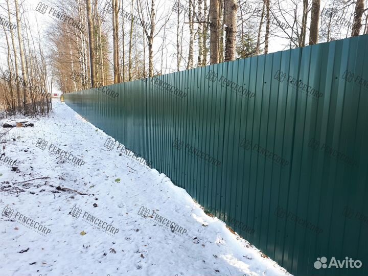 Забор из профлиста для дачи 1.8 м. 0.45 мм. C8