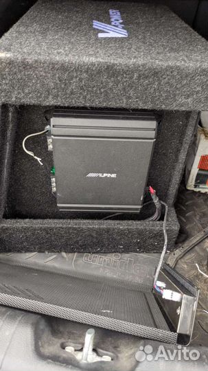 Активный сабвуфер Alpine SWD-355