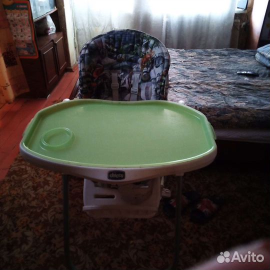 Детский стол для кормления