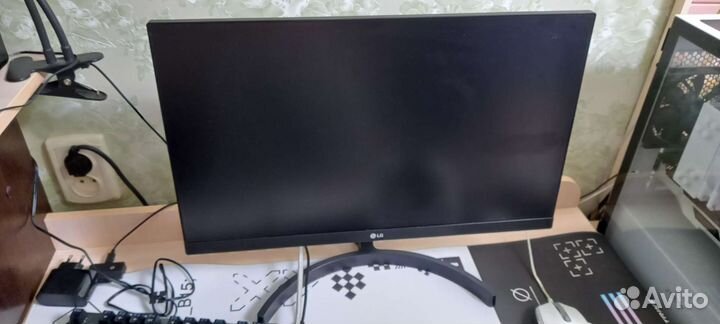 Монитор Lg 22 дюйма