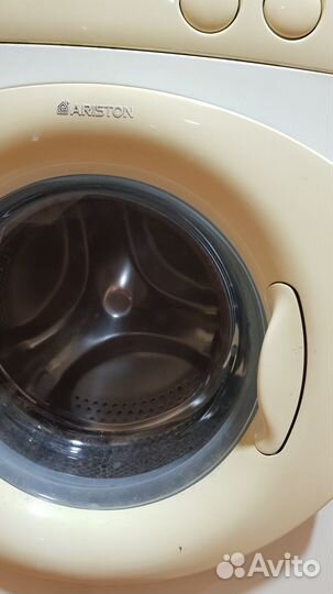 Стиральная машинка Ariston