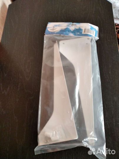 Комплект кронштейнов новый