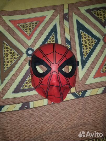Маска человека паука