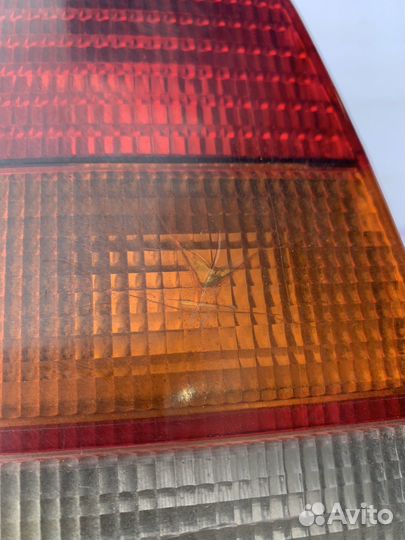 Фонарь задний левый Volkswagen Golf 3