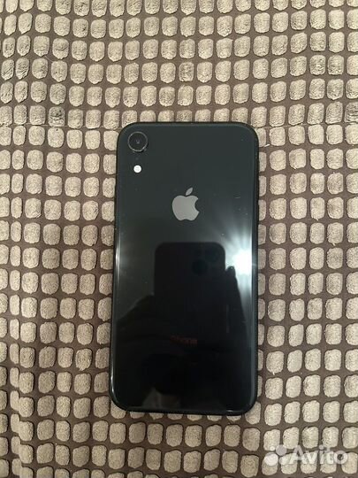 Телефон iPhone xr