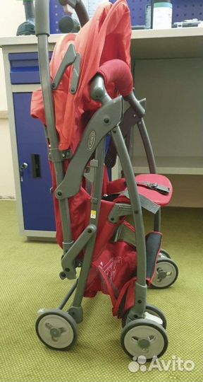 Коляска прогулочна весом 3,4 кг (легкая и прочная)