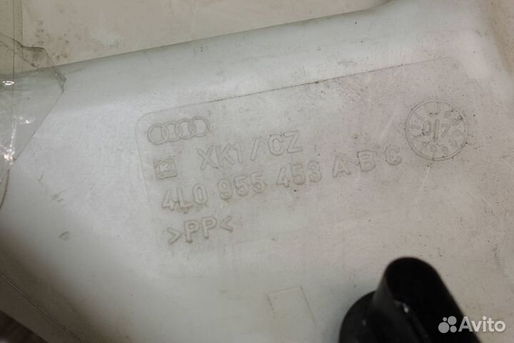Бачок омывателя Audi Q7 4L (2005-2009)