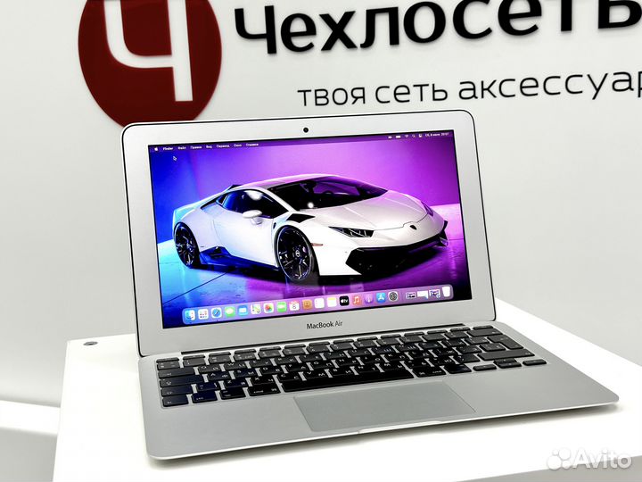 Macbook Air 11 2015 год идеальное состояние