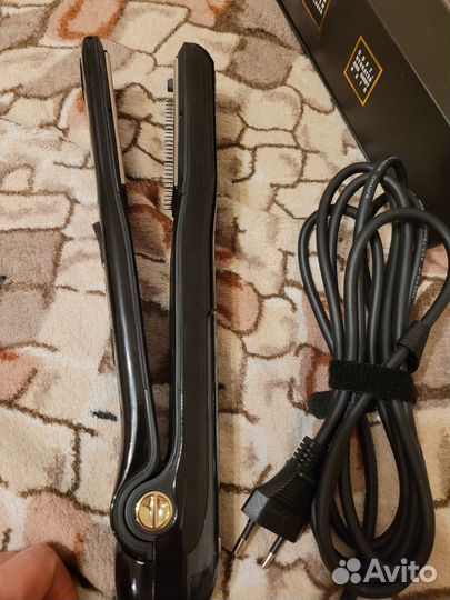 Паровой выпрямитель для волос