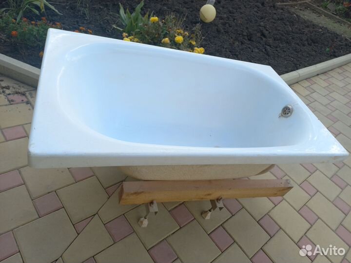 Ванная акриловая бу 120 на 70