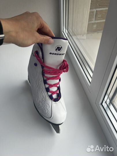 Коньки фигурные женские 38 размер