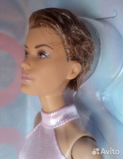 Барби Лукс 22, почта в цене