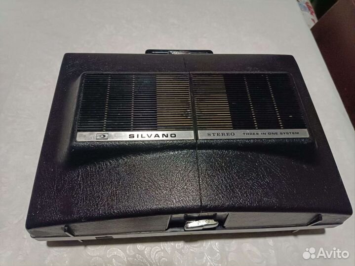 Магнитофон