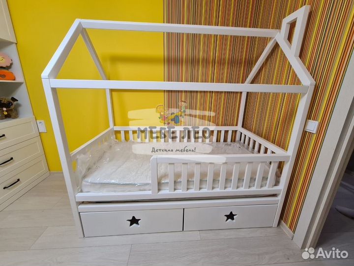 Детская кровать домик Белая