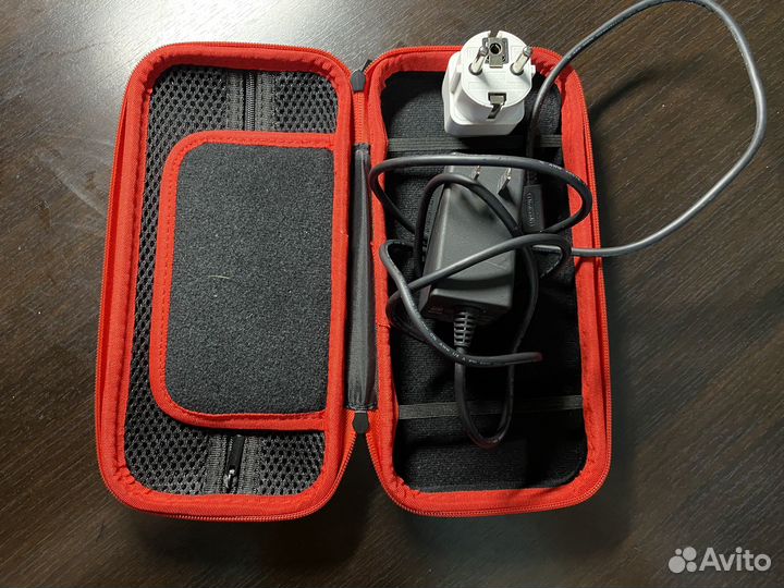 Nintendo Switch Lite + Zelda Breath of the wild