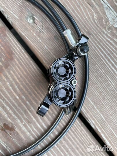 Тормоза - Hope Tech 3 E4 новые, черного цвета