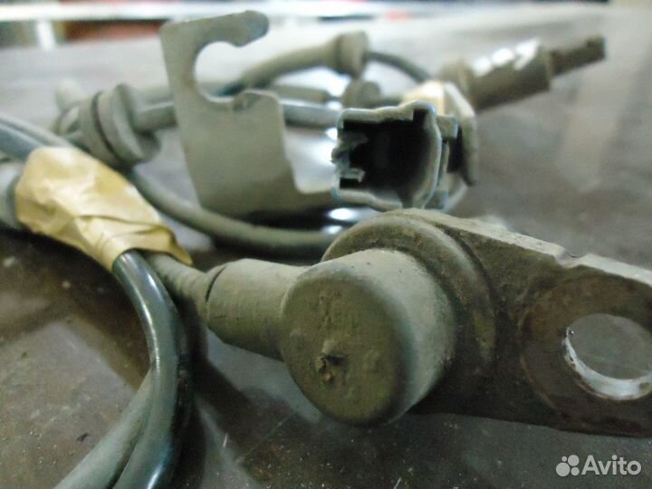Датчики ABS задний правый руль Nissan Primera P12