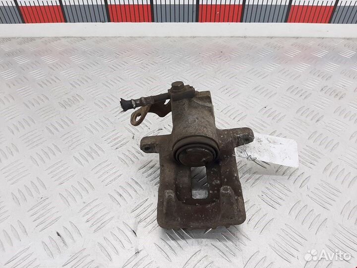 Суппорт задний правый для Audi A6 C5 8E0615424